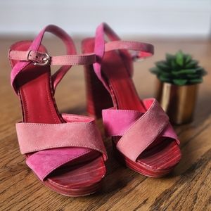 Pour La Victoire Heels